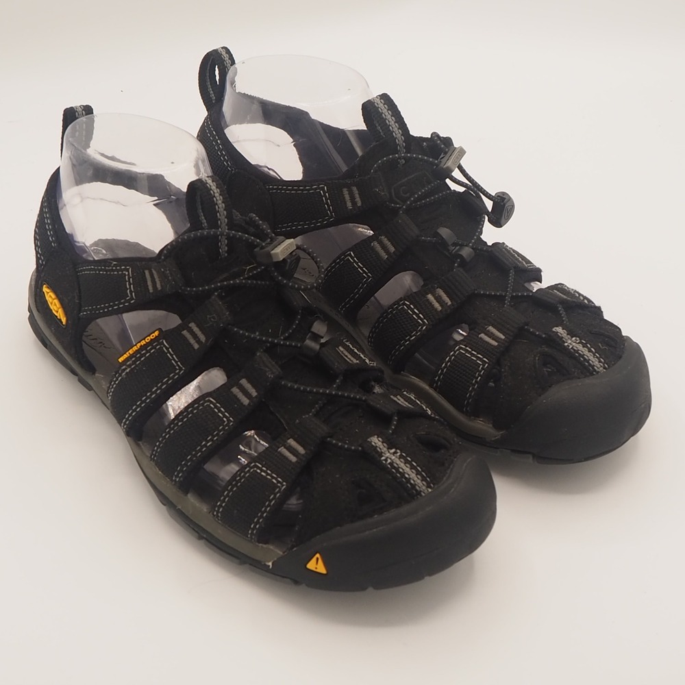 Keen Mens Clearwater CNX Sandals Sz 7 Gargoyle Black Water Shoes Hybrid